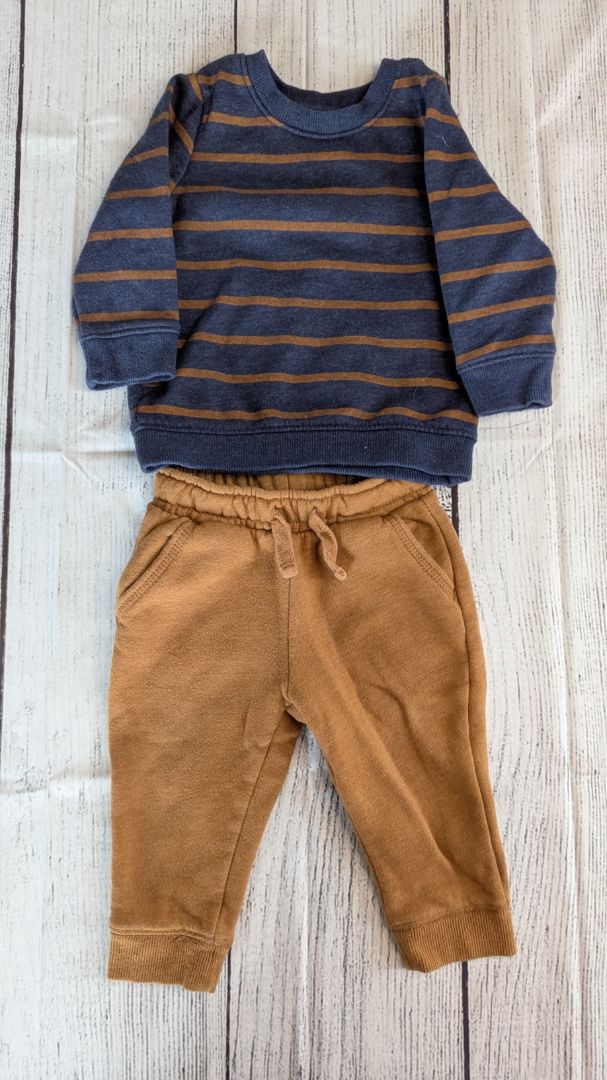 Cat & Jack Outfit - 12mo