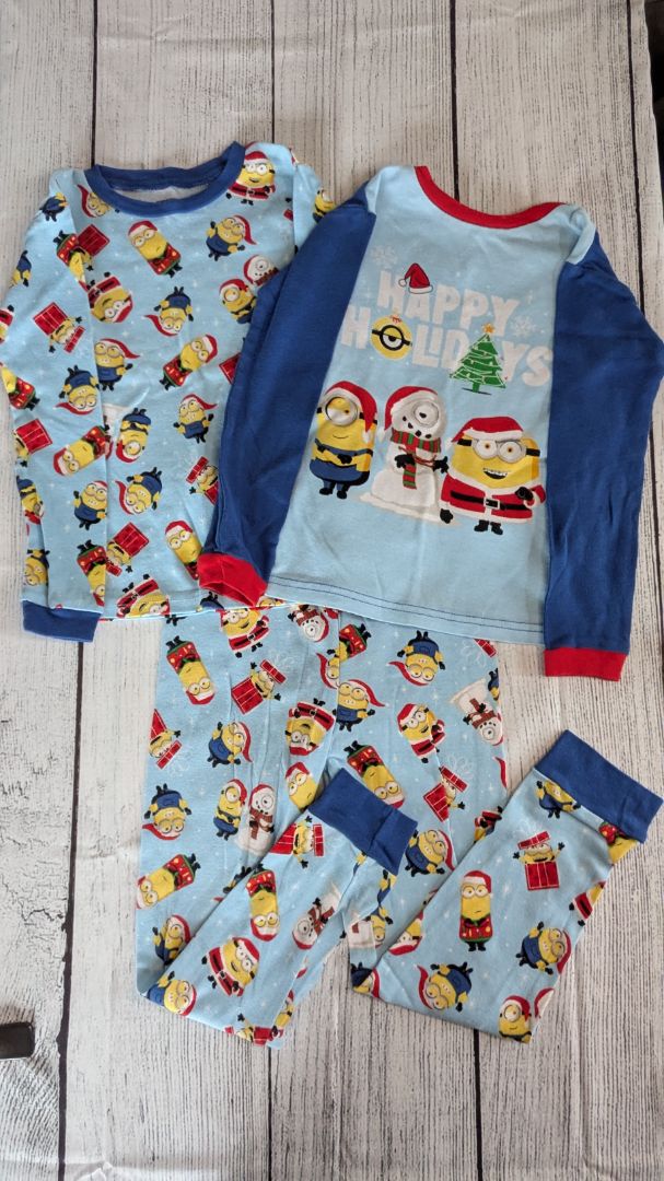 Minion Christmas Pajama Set - 8