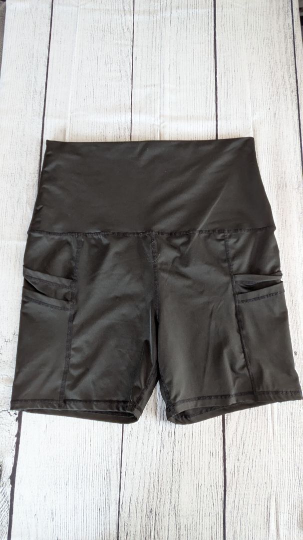 Shein Maternity Biker Shorts - XL