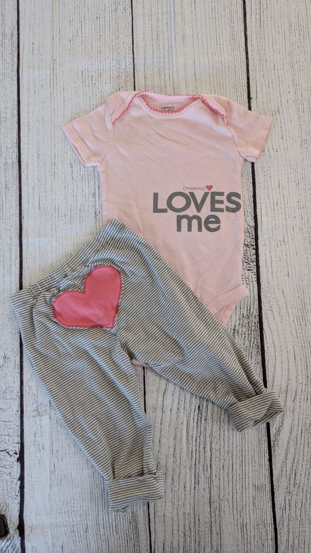Carters Mommy Loves Me Outfit - 9mo