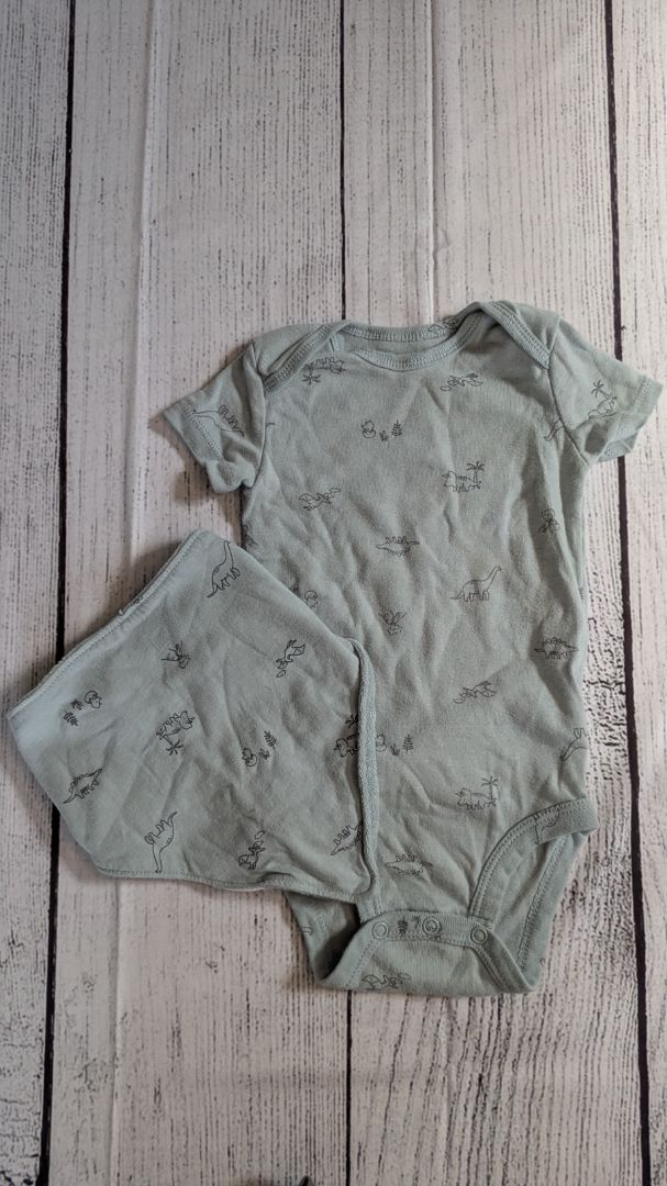 Carters Dino Set - 9mo