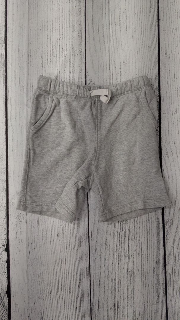 Carters Shorts - 4t