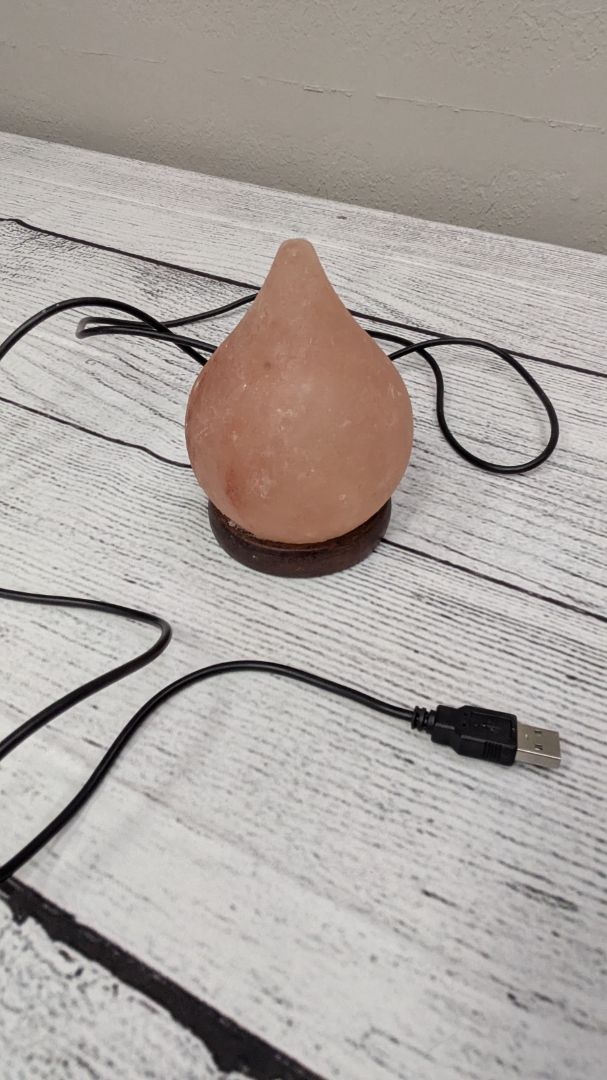 Color-Changing Himalayan Lamp