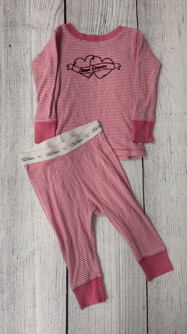 Old Navy Heart Pajama Set - 12mo