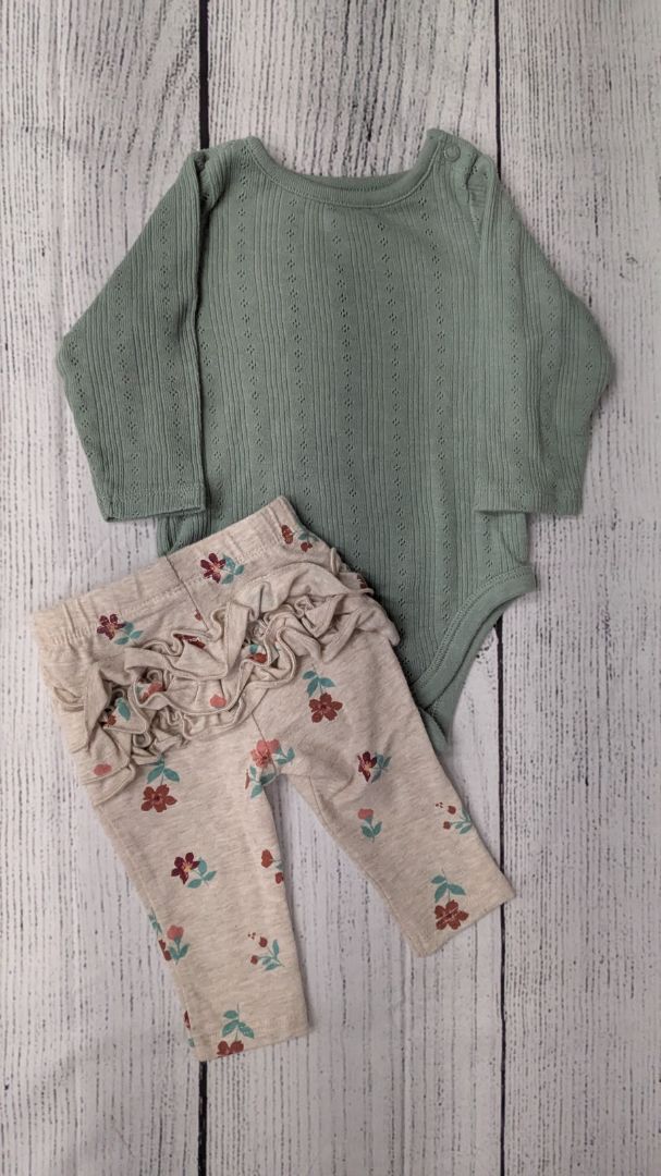 Garanimals Floral Outfit - 3mo