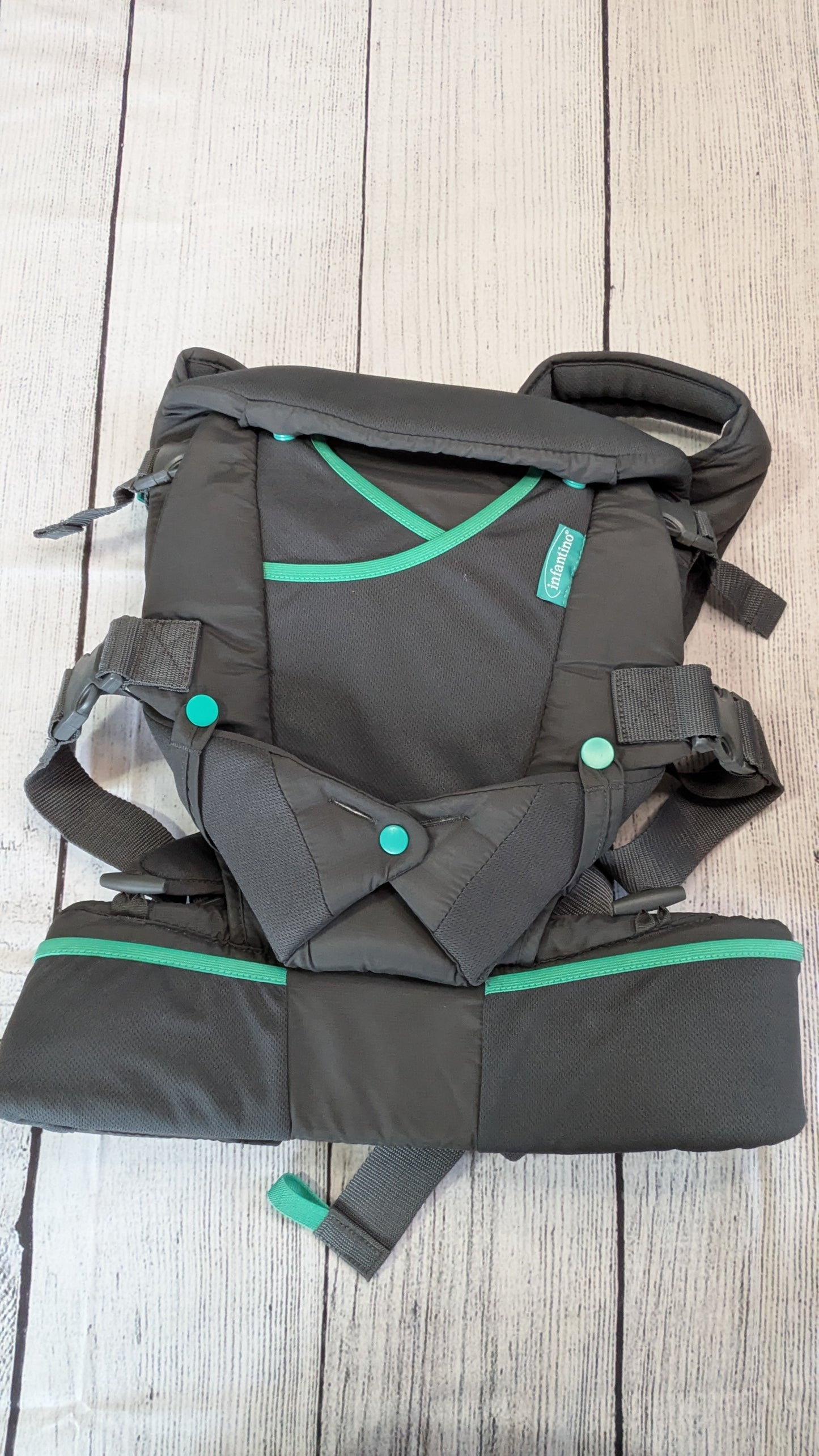 Infantino Carry On Active - Ergonomic Multi-Pocket Infant & Toddler Carrier, 8-40 lbs, with Padded Straps, Lumbar Belt Storage & Pacifier Loop