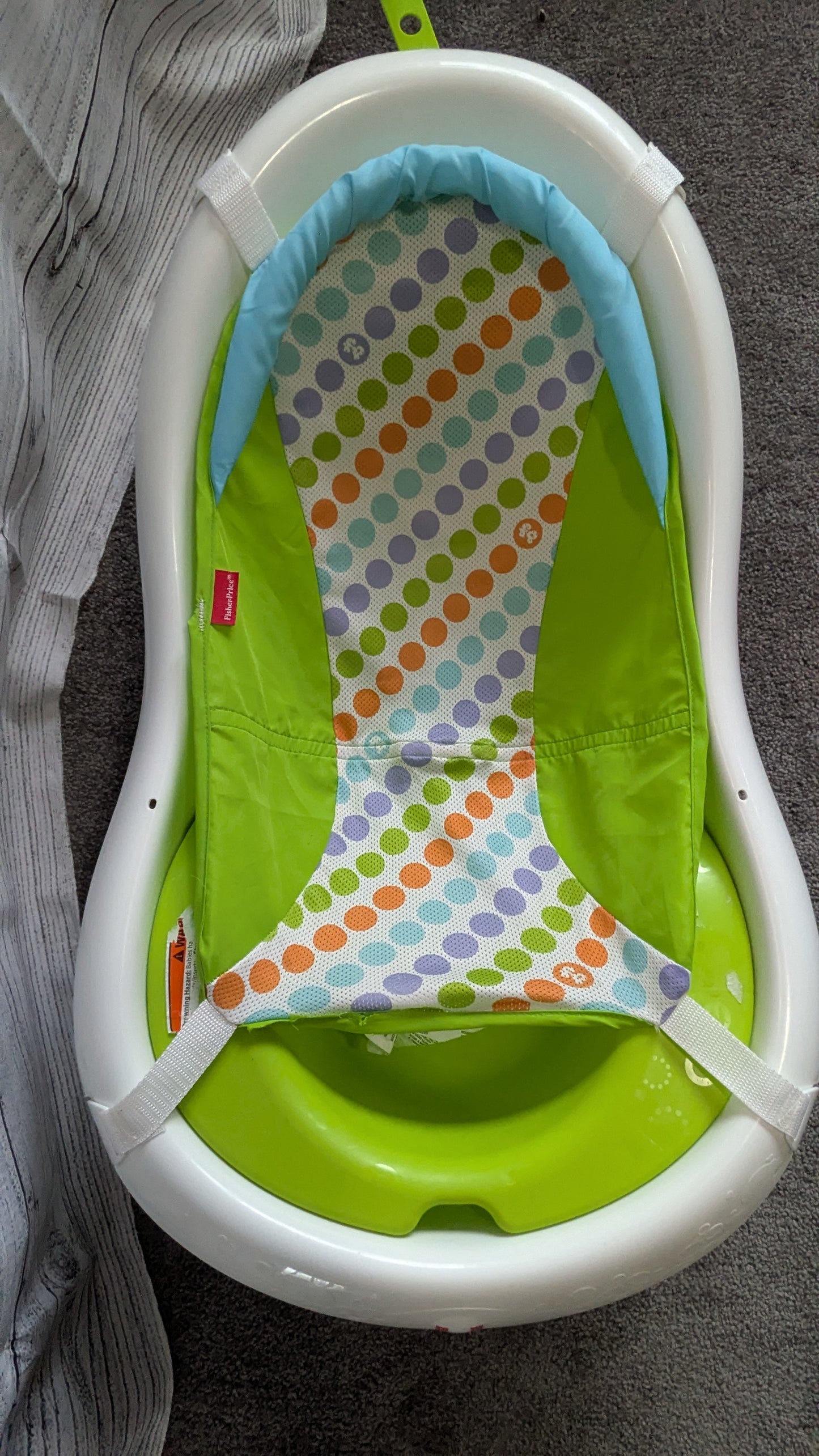 Fisher-Price Baby to Toddler Bath 4-In-1 Sling ‘N Seat Tub with Removable Infant Support and 2 Toys, Green