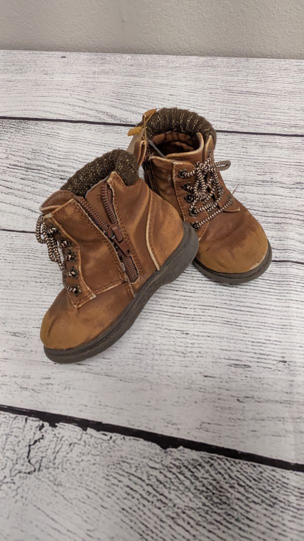 Wonder Nation Boots - 6
