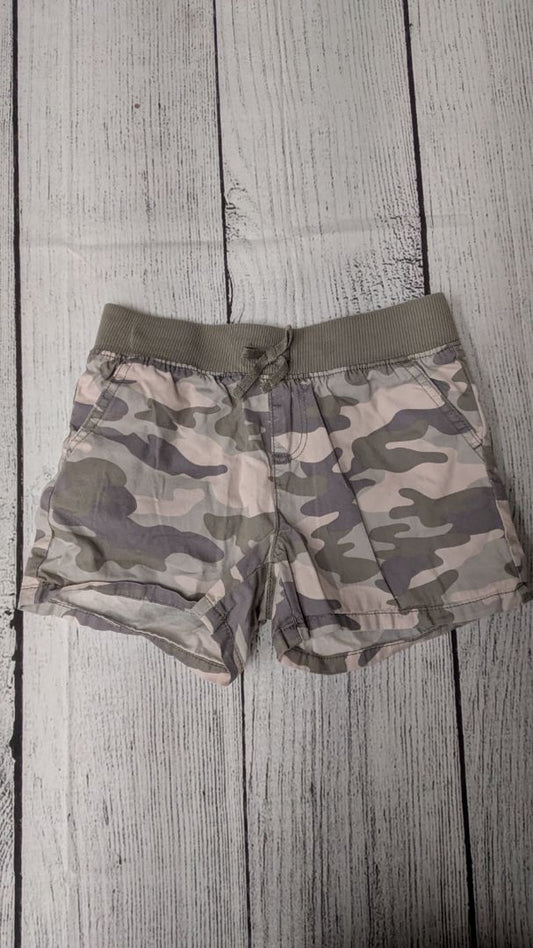 Children's Place Camo Shorts - 8