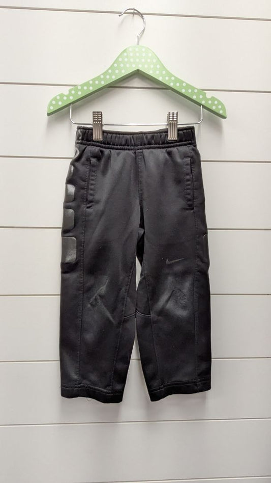 Nike Therma-Fit Sweatpants - 3t