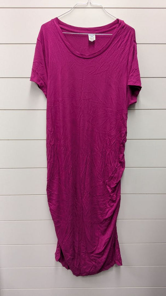 Time and Tru Maternity Short Sleeve Dress - L