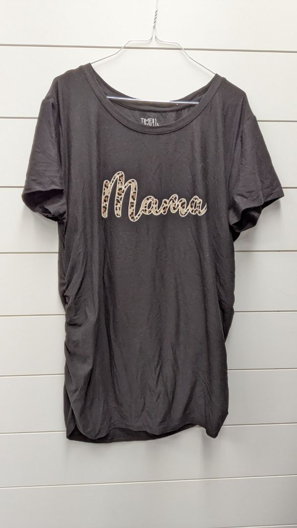 Time and Tru Maternity "Mama" Short Sleeve - L