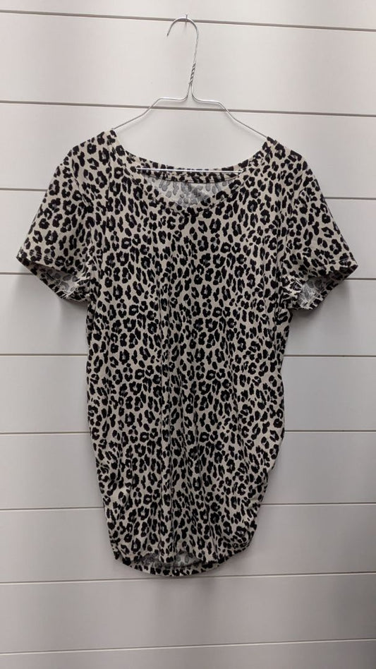 Time and Tru Maternity Cheetah Print Short Sleeve - S
