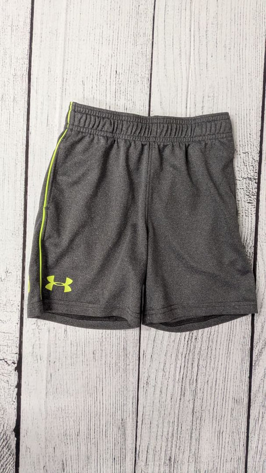 Under Armour Shorts - 4t