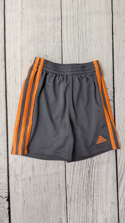 Adidas Shorts - 4t