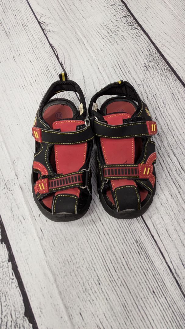 Rugged Bear Sandals - 10