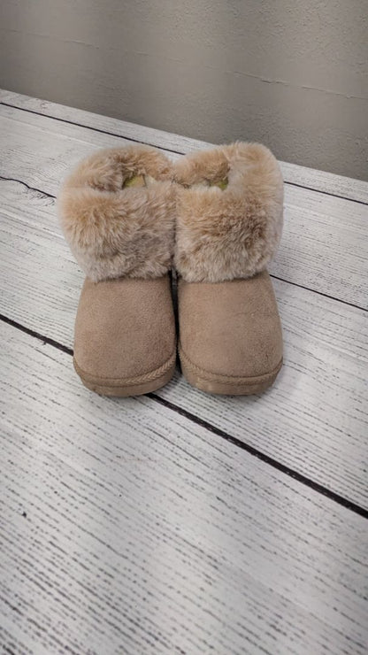 First Steps Furry Boots - 5