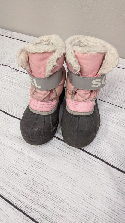 Sorel Snow Boots - 11