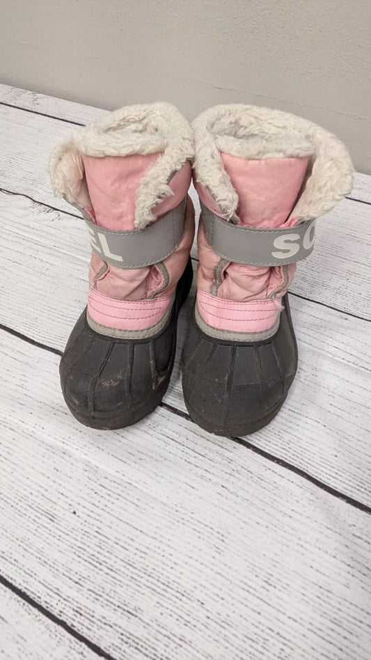 Sorel Snow Boots - 11
