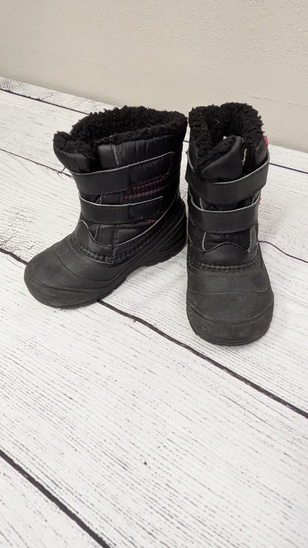 Wonder Nation Snow Boots - 10