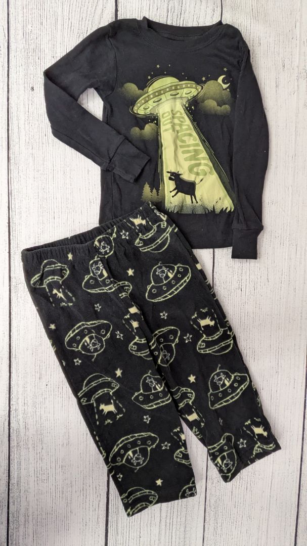 Carters Space Pajama Set - 2t