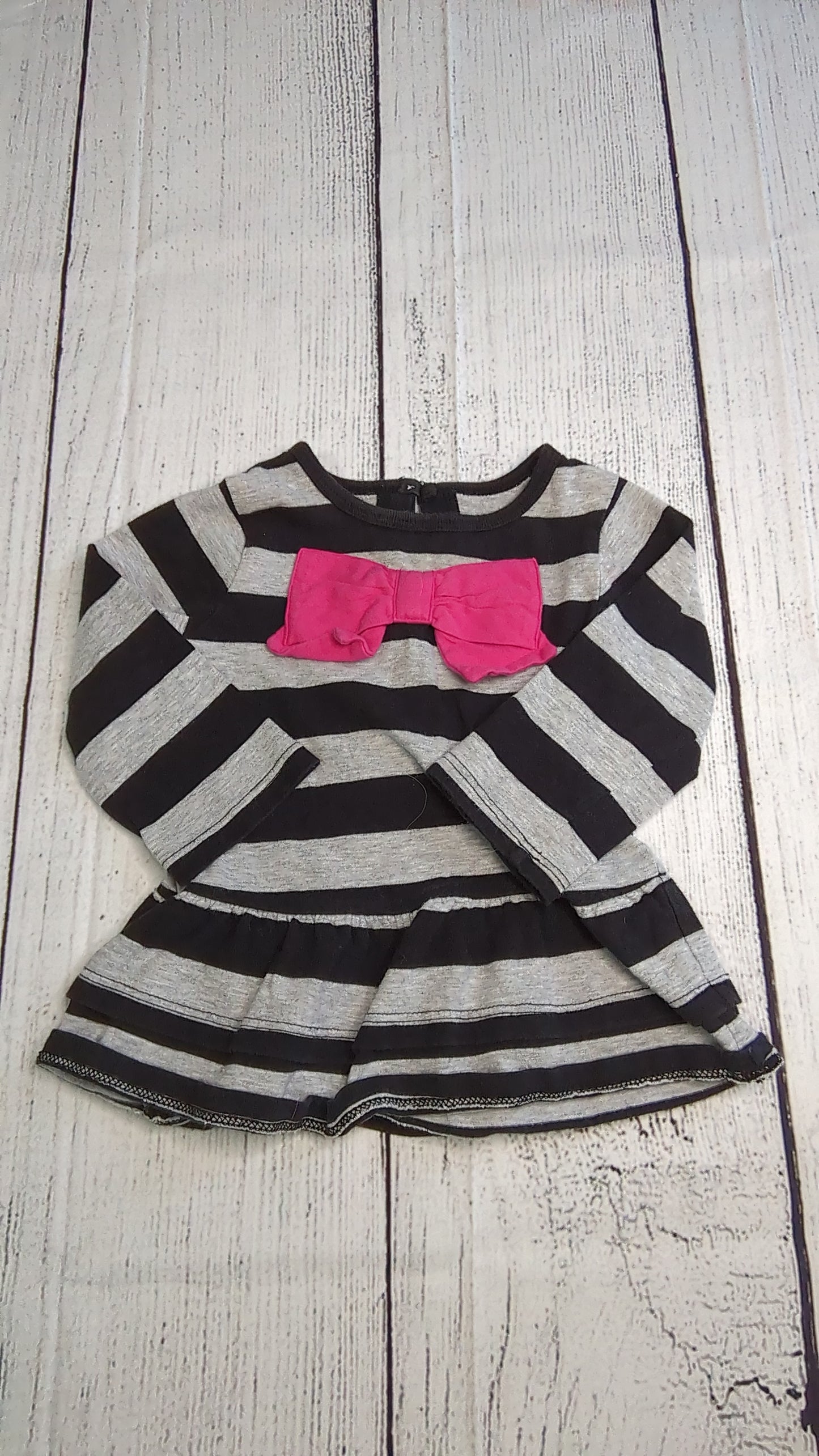 Carters Long Sleeve - 9mo