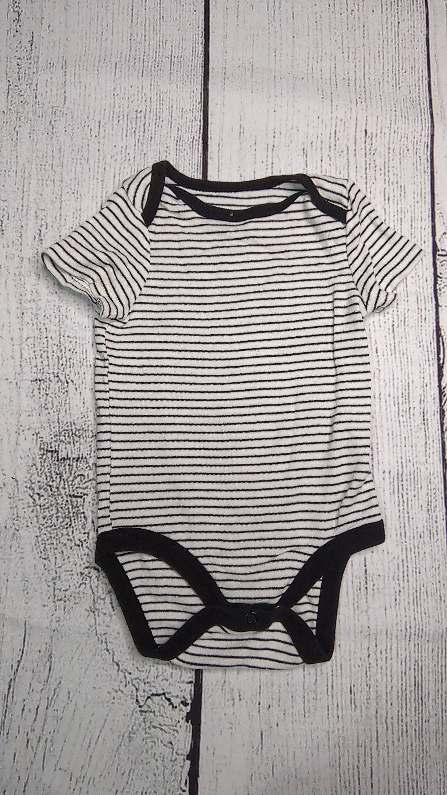 Striped Short Sleeve Onesie - 6mo