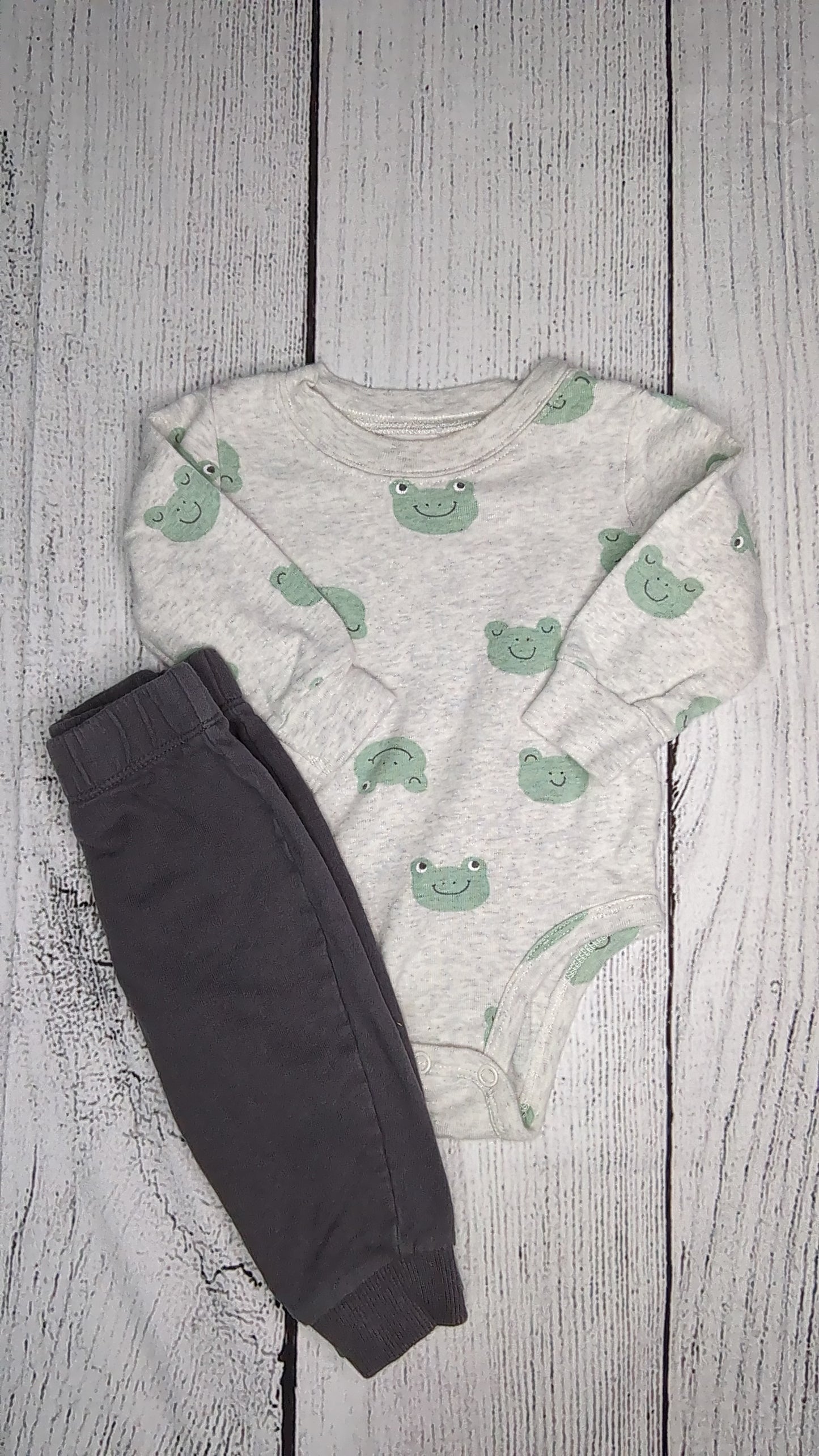 Carters Frog Long Sleeve Set - 6mo